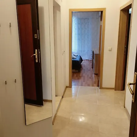 Apartment ап места на 800 м от плажа и центъра